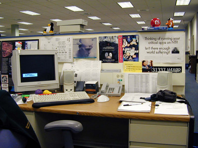 2001-10-18-techtarget-my-desk3.jpg