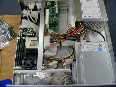 2001-12-11-techtarget-load-balancers-89.JPG